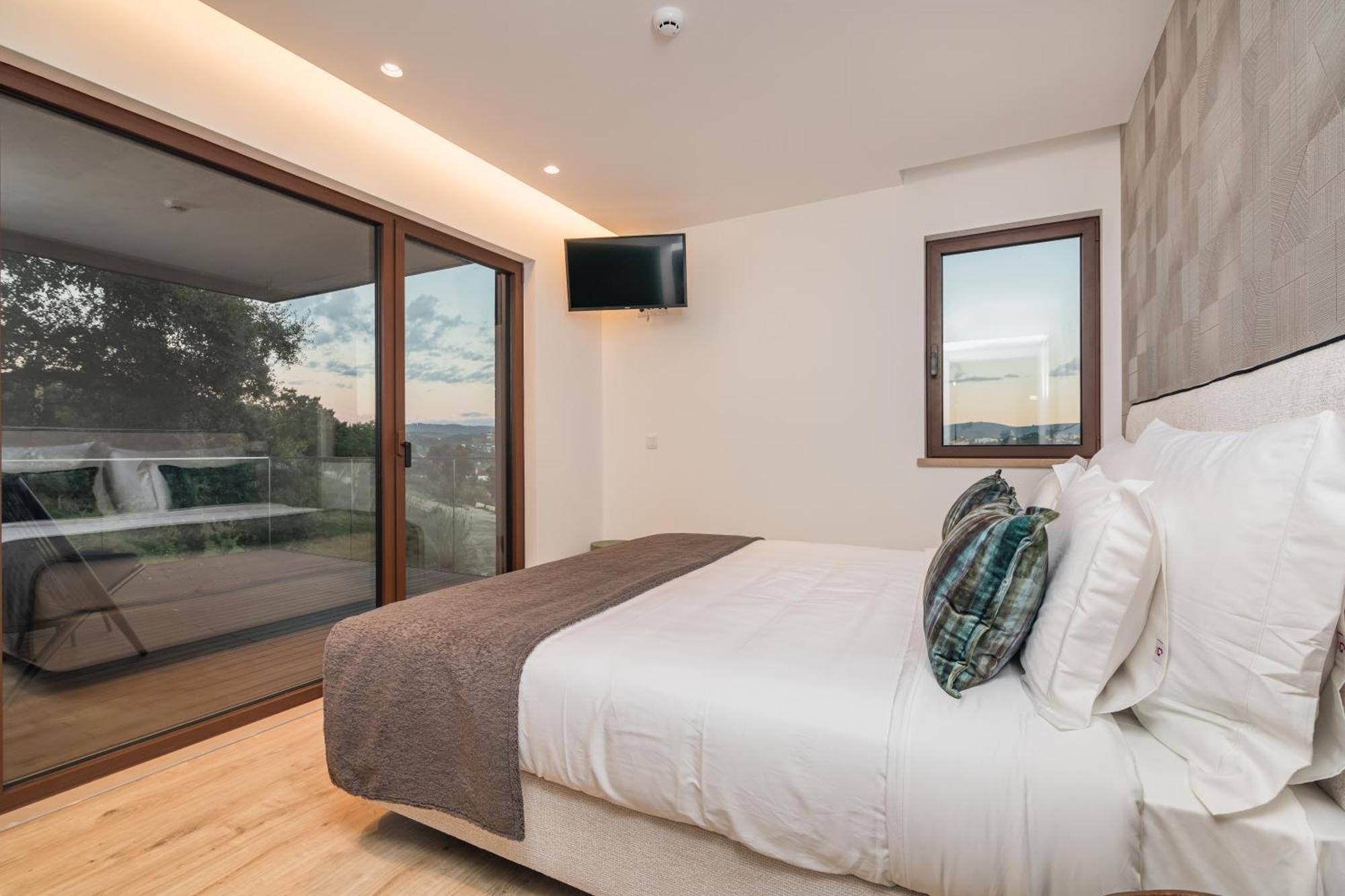 Haven Nature Hotel & Villas Batalha Buitenkant foto